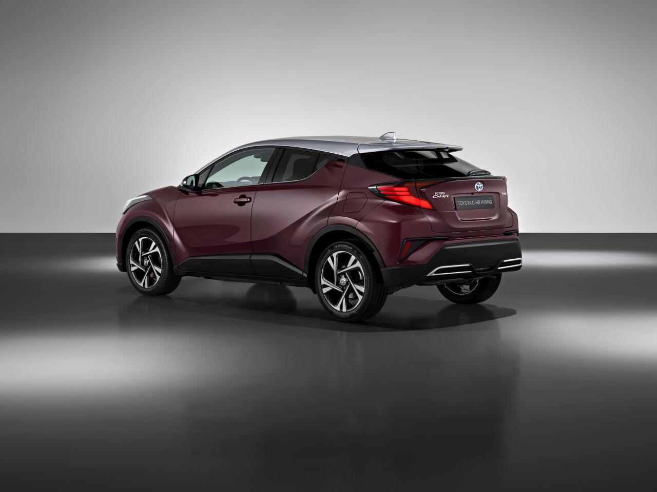 2toyotac-hrhybrid.jpg