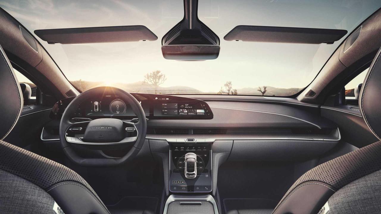 2022-lucid-air (5).jpg
