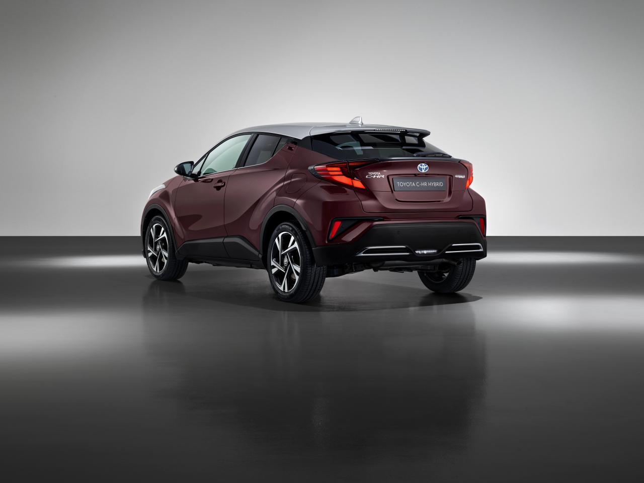 4toyotac-hrhybrid.jpg