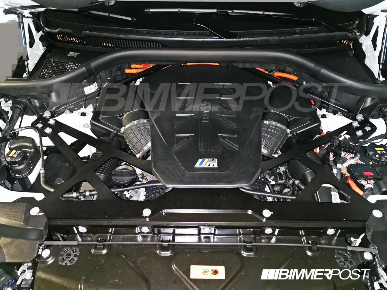 755866586_BMWXMX8Enginebay.thumb.jpg.fef333e948701958962a7136ee735441.jpg