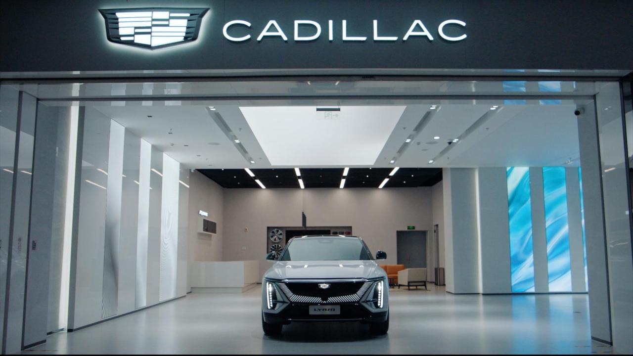 Cadillac-Lyriq-3.thumb.jpg.ada2f7edec1d469a1b2d190bffe31675.jpg