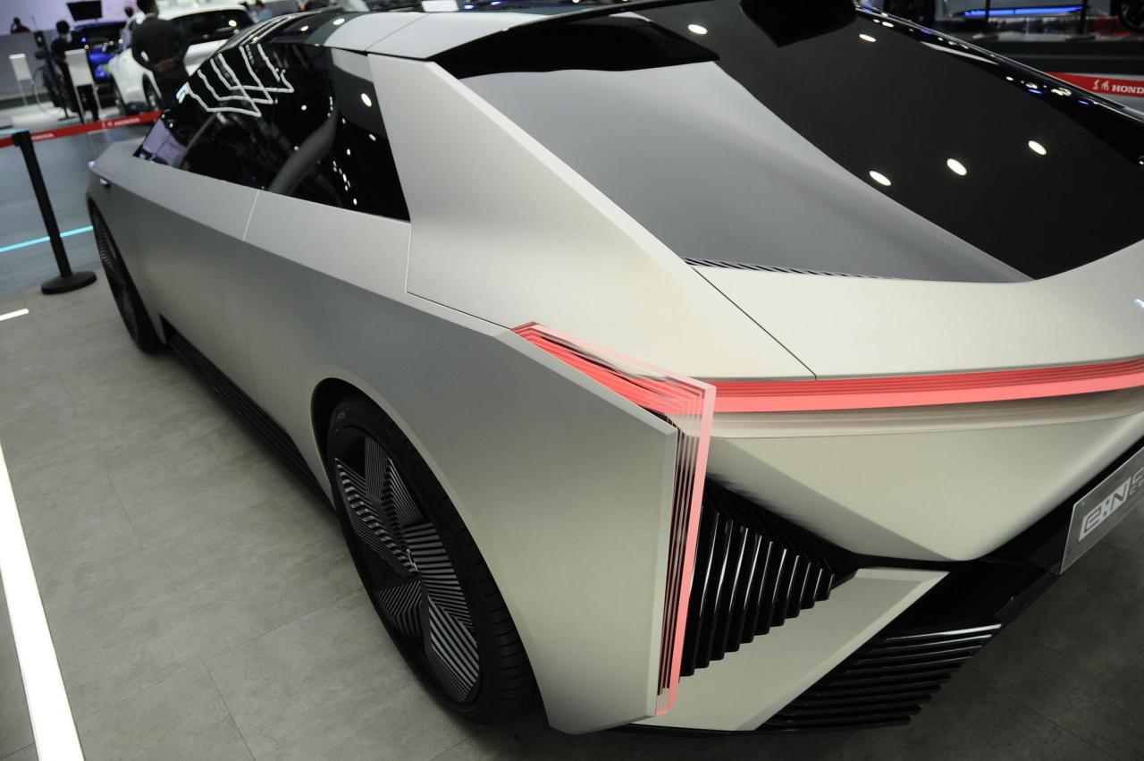 Honda-en-Concept_4-1.thumb.jpg.4410ec0383f17bc043237a334fc54c93.jpg