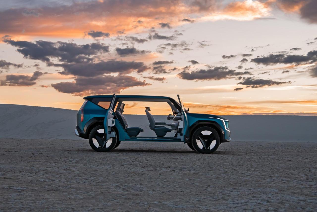Kia-EV9-Concept-EV8.jpg