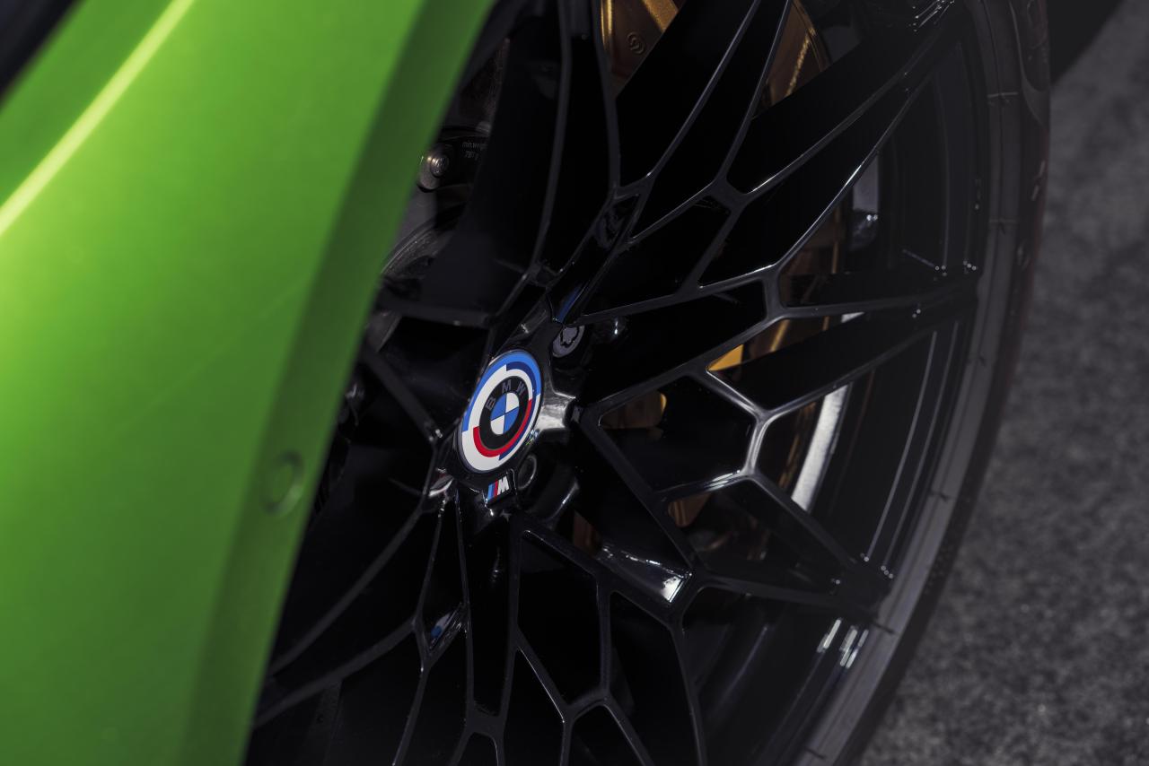 P90445340_highRes_bmw-m-emblem-11-2021.thumb.jpg.fc91abeef9bedfab25b6abb7b45b4992.jpg