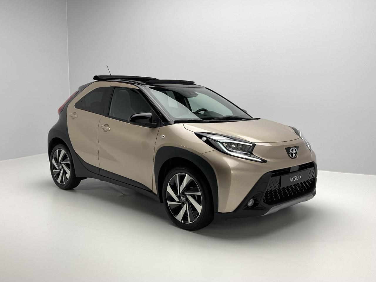 S0-presentation-video-toyota-aygo-x-suv-de-poche-695124.thumb.jpg.fee94b15e2a9f016adecd53122eace99.jpg
