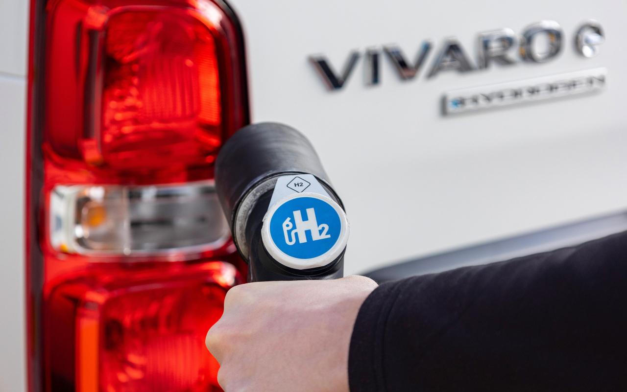 07_Opel-Vivaro-e-Hydrogen-517922.thumb.JPG.c3e898e79f7be7b8c4b2f66d5eaf5c4b.JPG