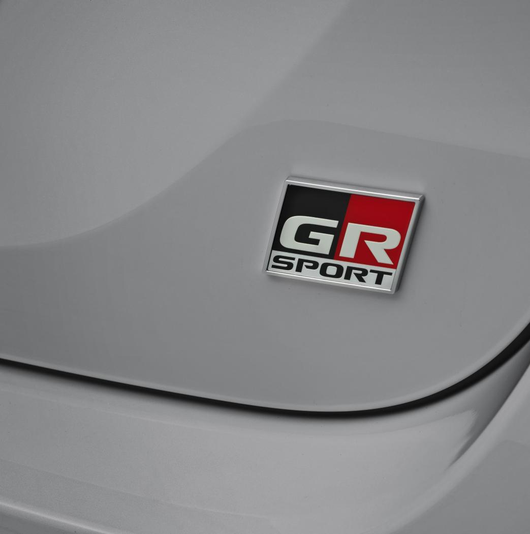 2021-kf3-yaris-gr-sport-details-high-001-2.jpg