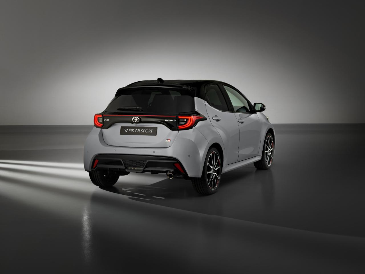 2021-kf3-yaris-gr-sport-hero-high-004-2.jpg