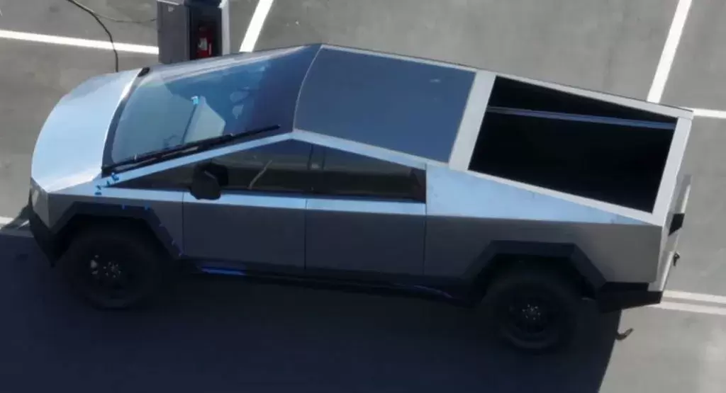 2022-Tesla-Cybertruck-1024x555.webp.cc7a08fd70f5973b017f0a24edf88fbf.webp