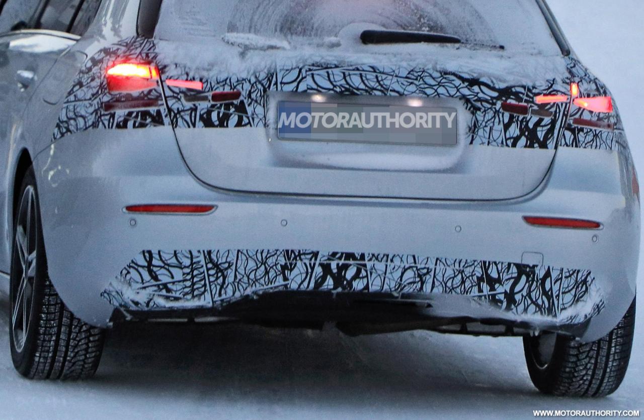 2023-mercedes-benz-a-class-hatchback-facelift-spy-shots--photo-credits-baldauf-sb-medien_100818237_h.jpg
