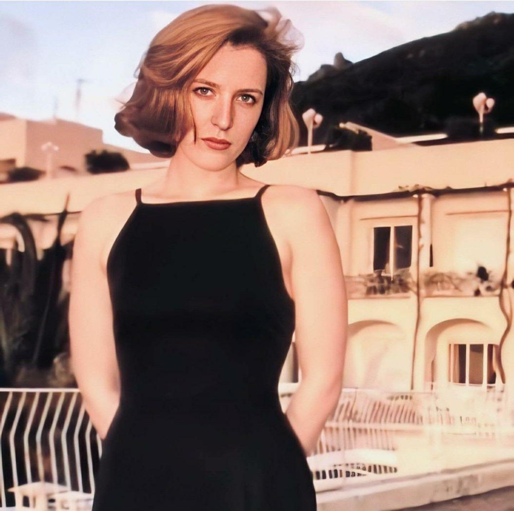 GillianAnderson.jpg