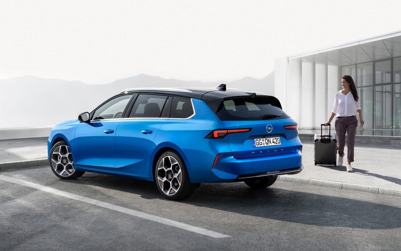 Opel-Astra-Sports-Tourer-9.jpg