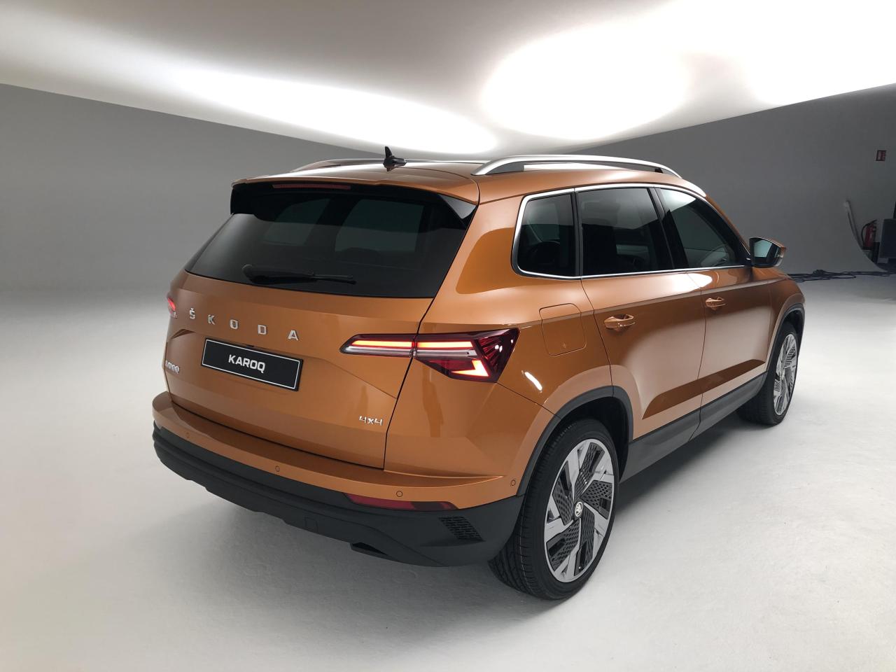 S0-presentation-skoda-karoq-restyle-699185.thumb.jpg.59a8d4f0b6ed3b1e0abf77c26a370c78.jpg