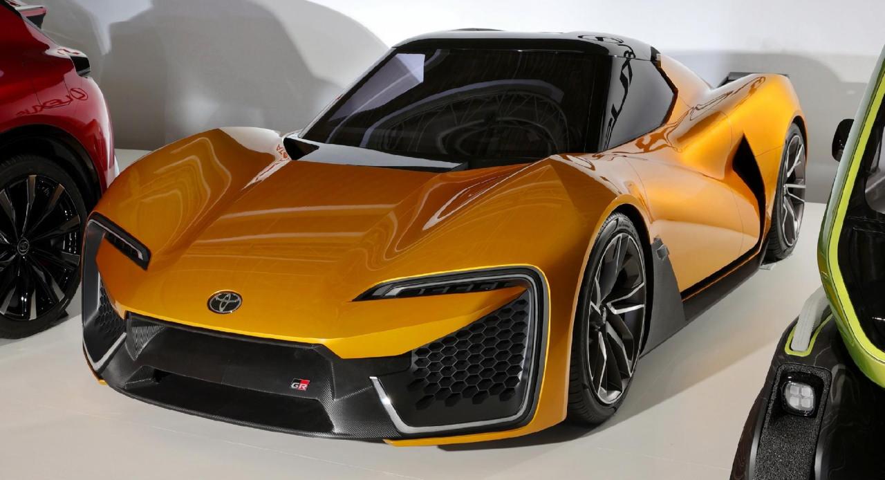 Toyota-GR-EV-Sportscar-Concept-2.thumb.jpg.c0795e75af078502b44ff82922da3184.jpg