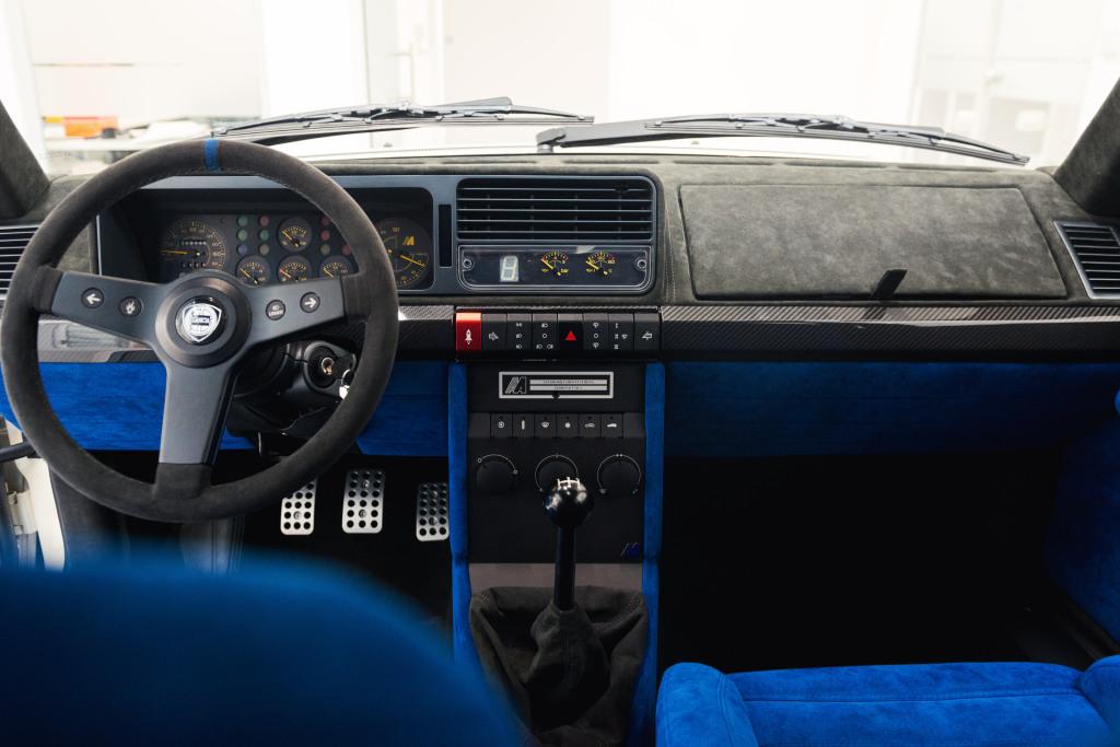 automobili_amos_delta_futurista_112.jpg.2ae64a50d7814b43ab6a417300d78d37.jpg