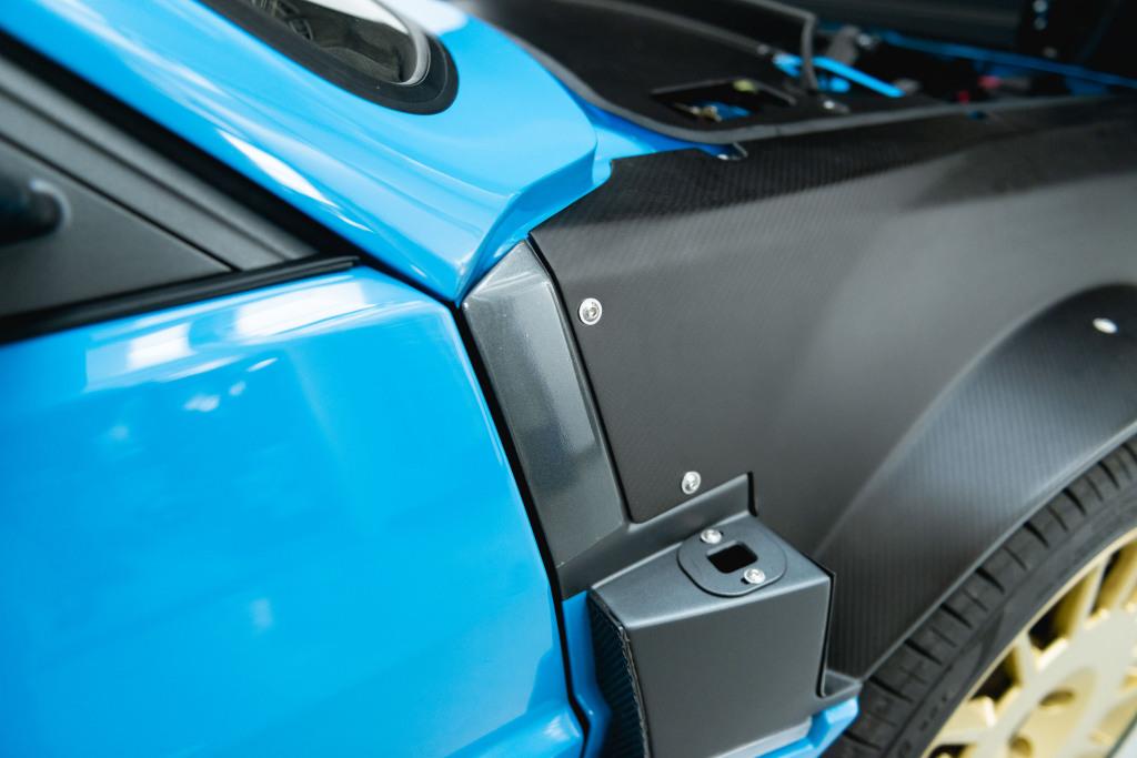 automobili_amos_delta_futurista_35.jpg.73eeef5d56d5d932b66e273b14d981fe.jpg