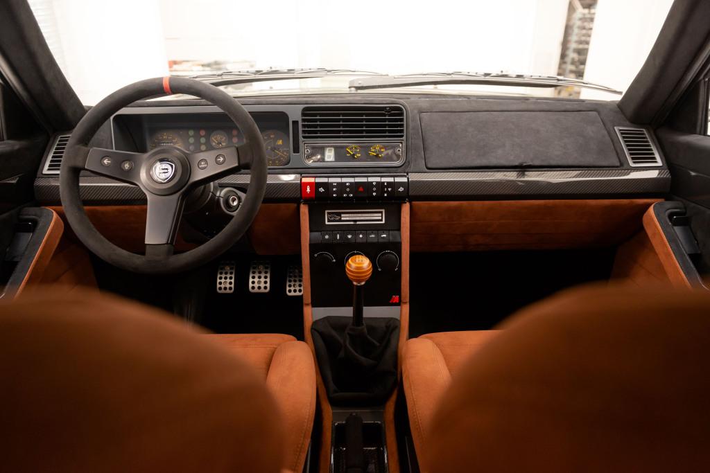automobili_amos_delta_futurista_972.jpg.536f4d396b7f77de0cc4086e8f91c026.jpg