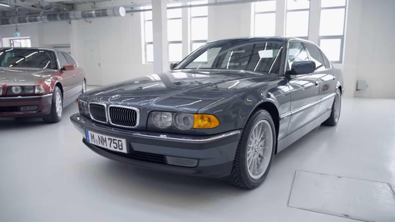 bmw-750il---inside-bmw-group-classic.thumb.jpg.38d4eb770ee9f6cf7b5d54df38d6b855.jpg