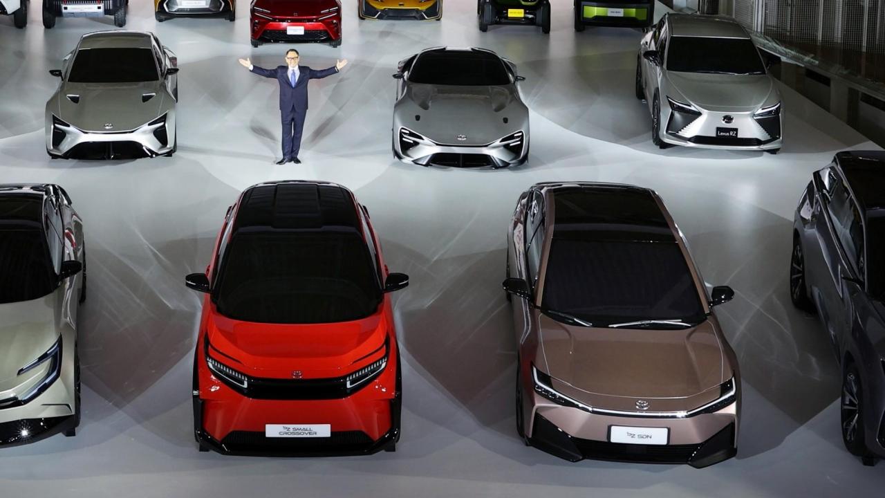 this-is-probably-the-electric-corolla-toyota-will-build-with-byd_7.thumb.jpg.2180c63eedaecd9984ea7ae07b0477b9.jpg