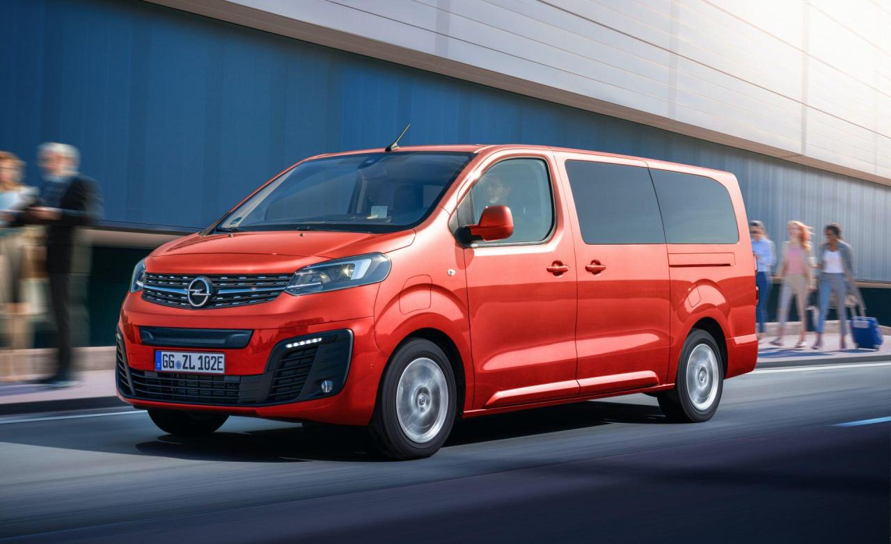 2021-Opel-Zafira-e-Life-2.jpg