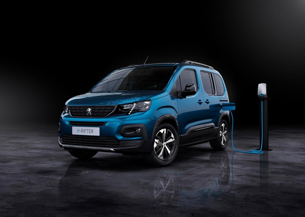 2021-peugeot-e-rifter-electric-minivan-6.jpg