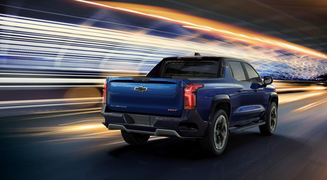 2024-Chevrolet-Silverado-EV-12.jpg