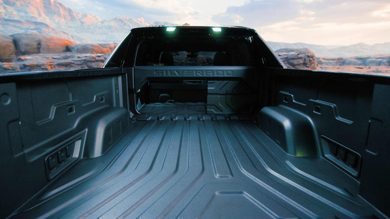 2024-Chevrolet-Silverado-EV-3.jpg