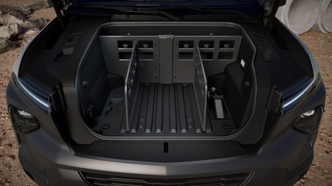 2024-Chevrolet-Silverado-EV-31.jpg