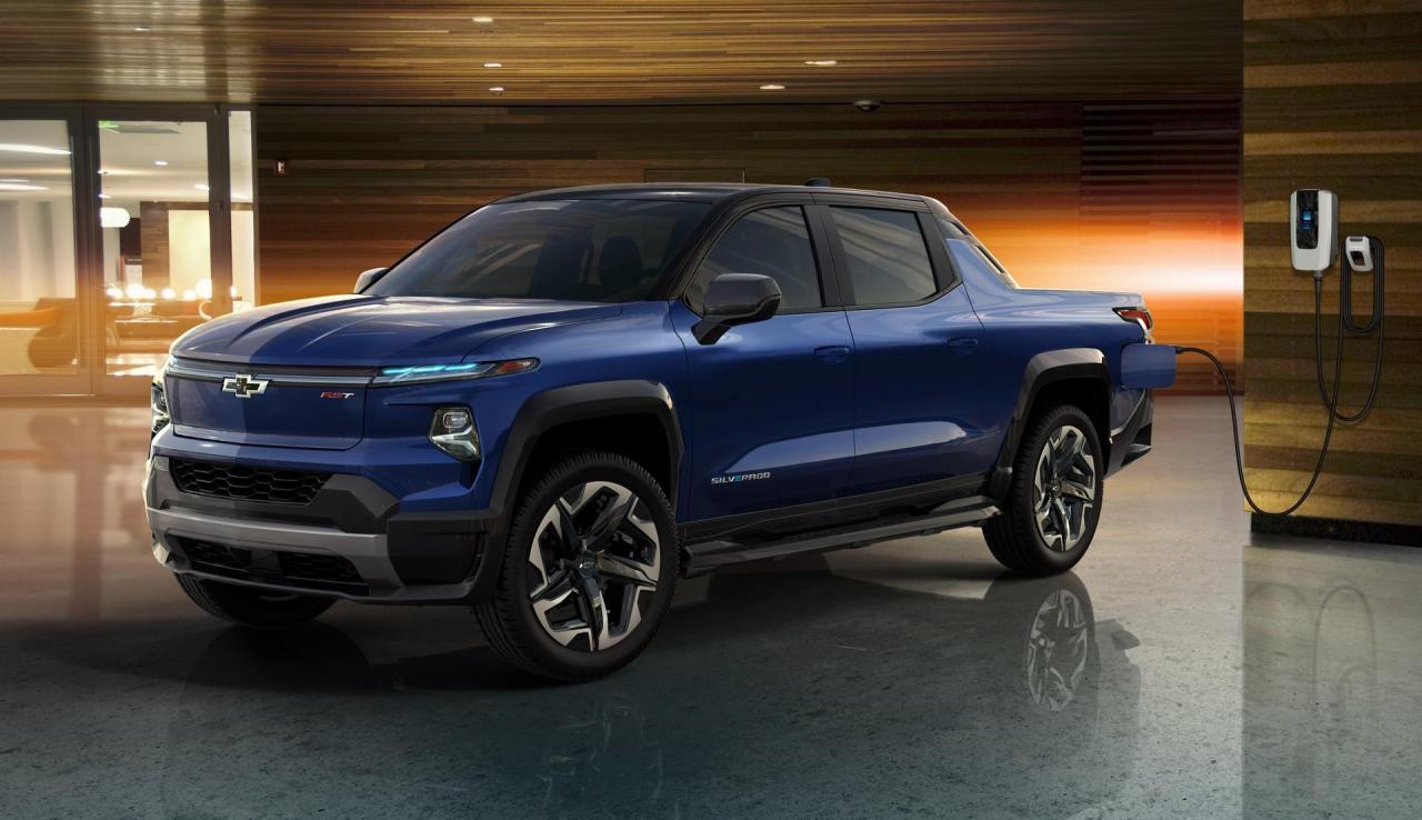 2024-Chevrolet-Silverado-EV-8.jpg