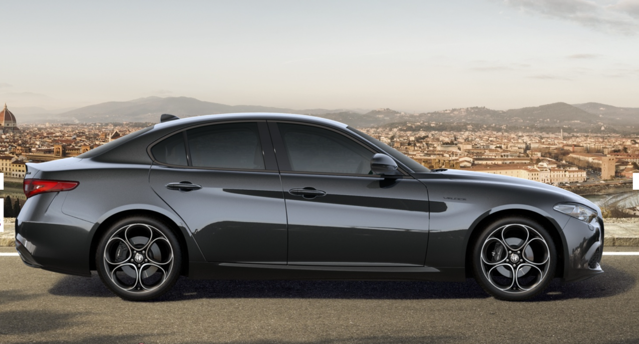 alfa cerchi nero.png