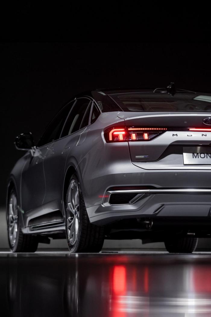 Ford-Mondeo-China-4.jpg