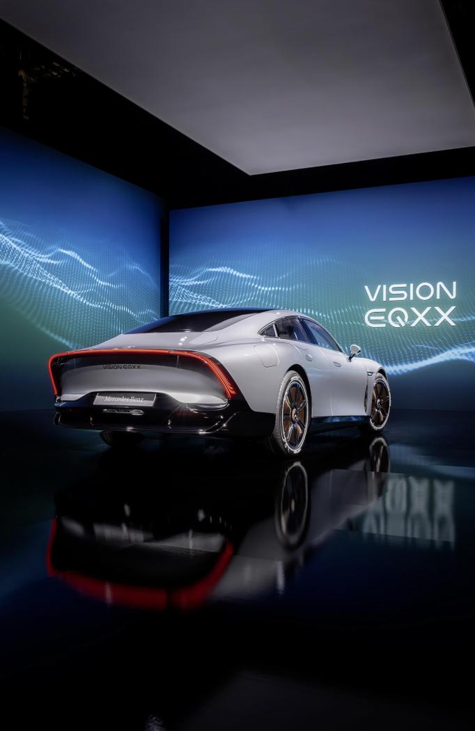 Mercedes-EQXX-14.jpg