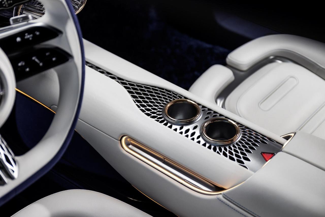 Mercedes-EQXX-35.jpg
