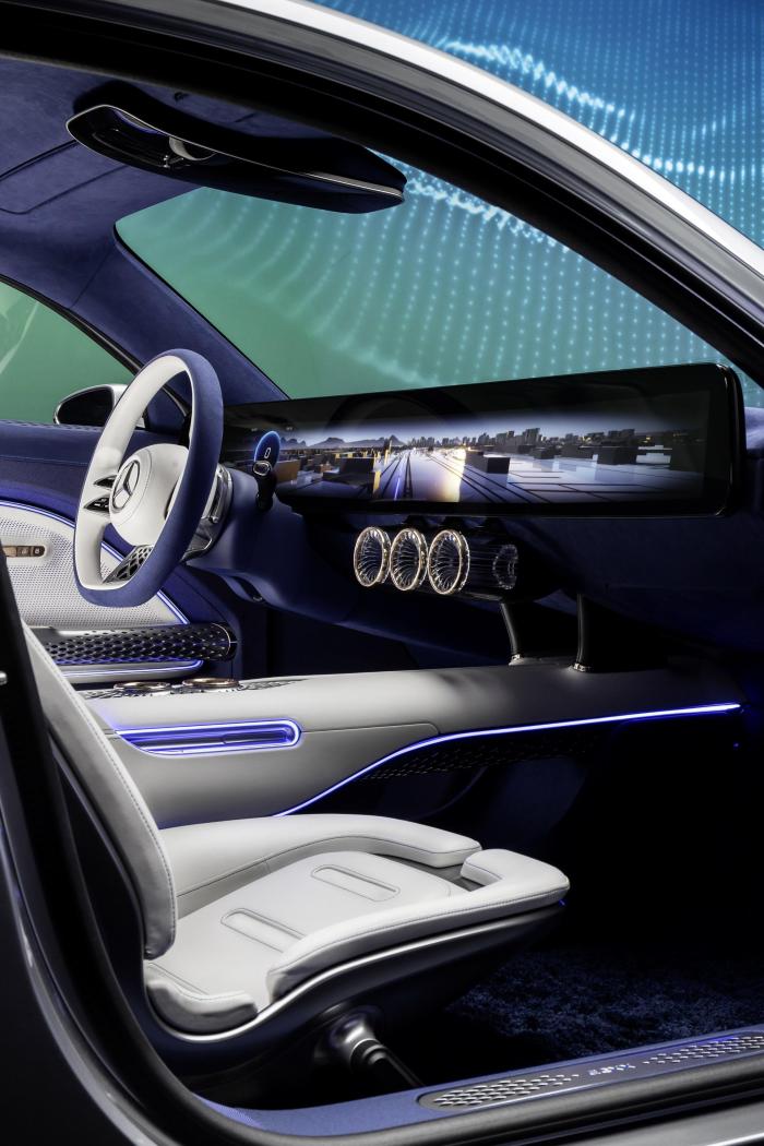 Mercedes-EQXX-38.jpg