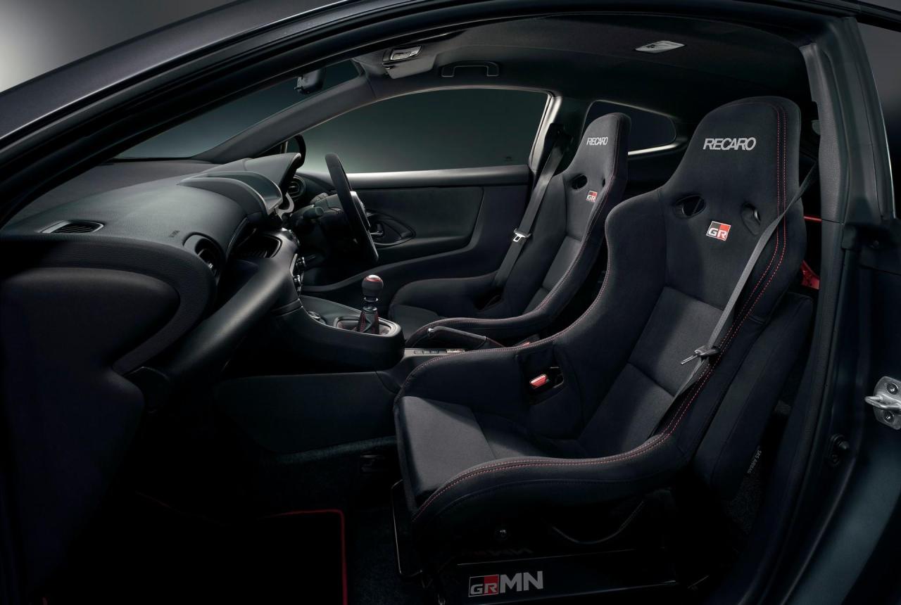 Toyota-GRMN-Yaris-20.jpg