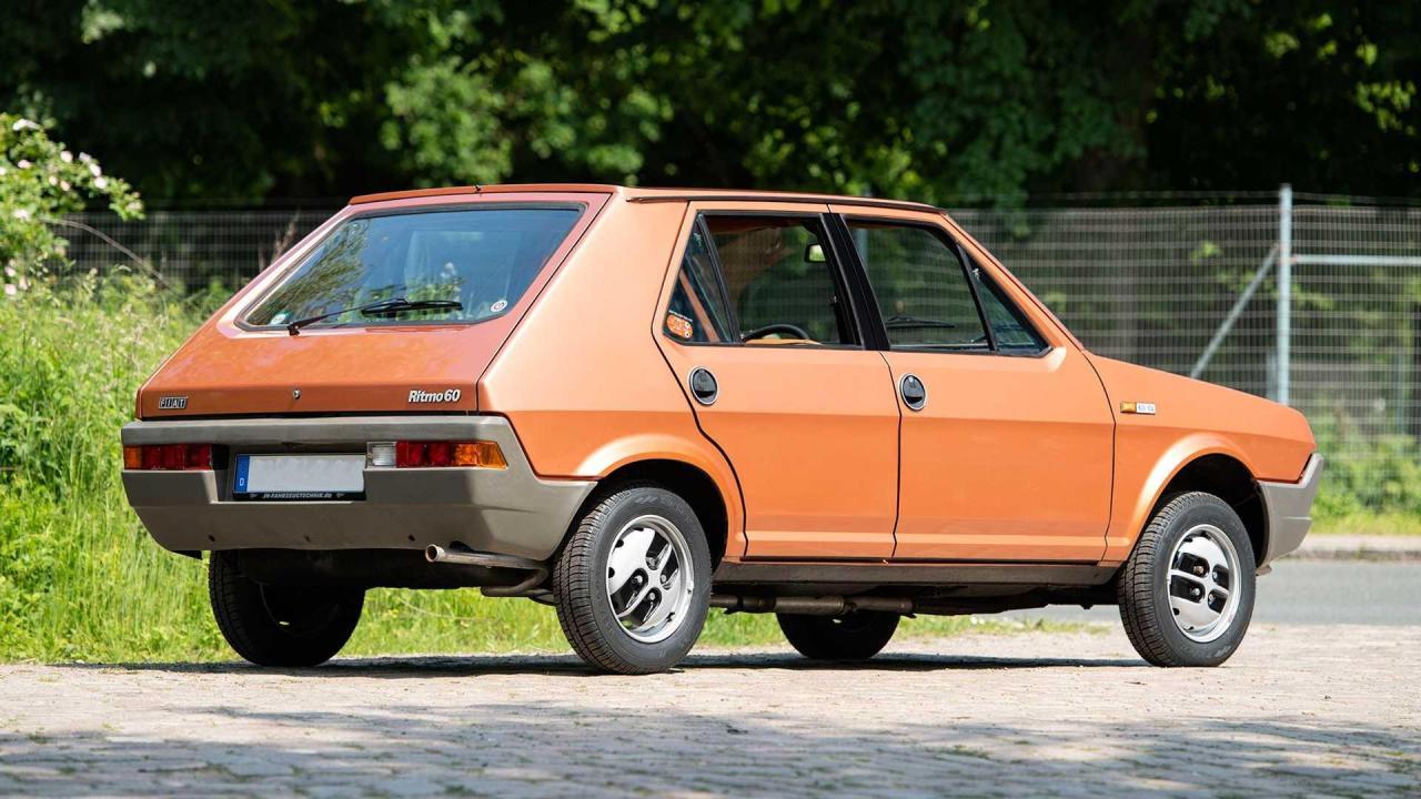 fiat-ritmo-60-cl-1978.thumb.jpg.59f5ef75099c0fa145b0a598d7f1aaf7.jpg