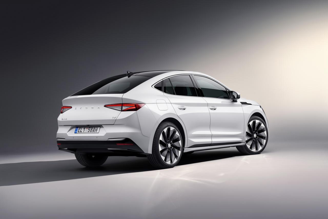 20_SKODA_ENYAQ_COUPE_iV.thumb.jpg.4fcc42c2804953e22ca5325e33d65359.jpg.33f182b546c80f8be42ed4498a00ab2b.jpg