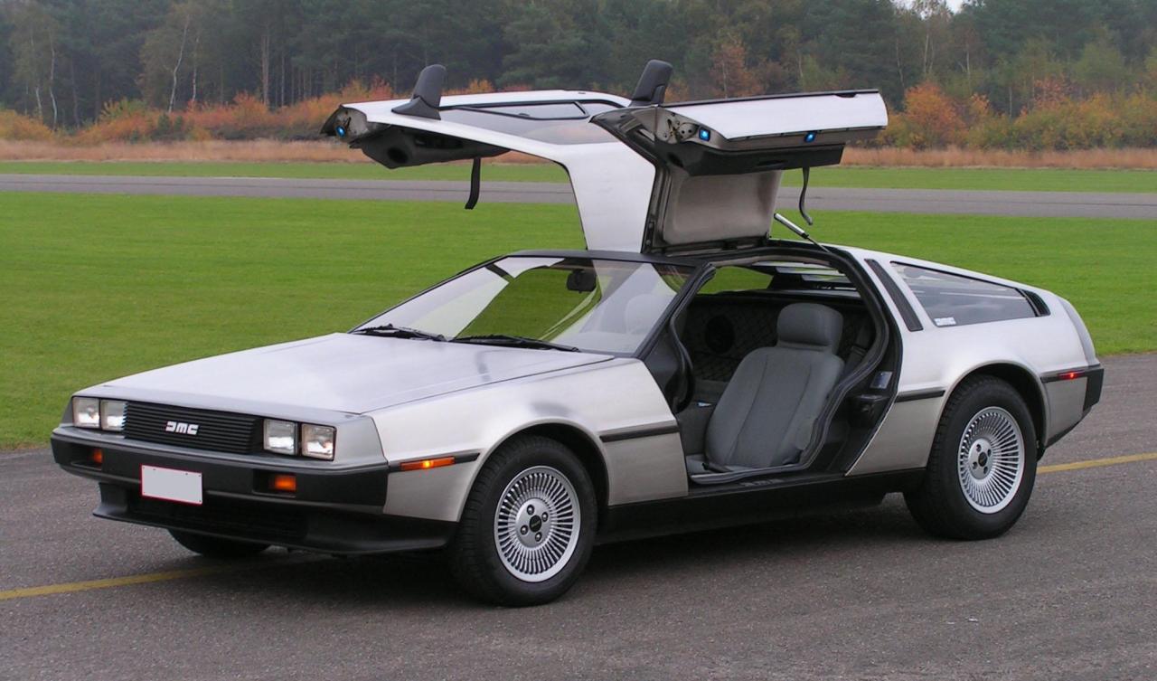 DeLorean-vorne-links.thumb.jpg.92a35862f6ae66b27e92aa00f91c4ada.jpg