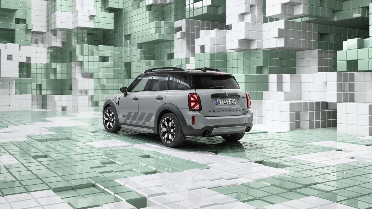 P90449314_highRes_mini-cooper-s-countr.thumb.jpg.65c3e352818449da75263bd85eba7856.jpg