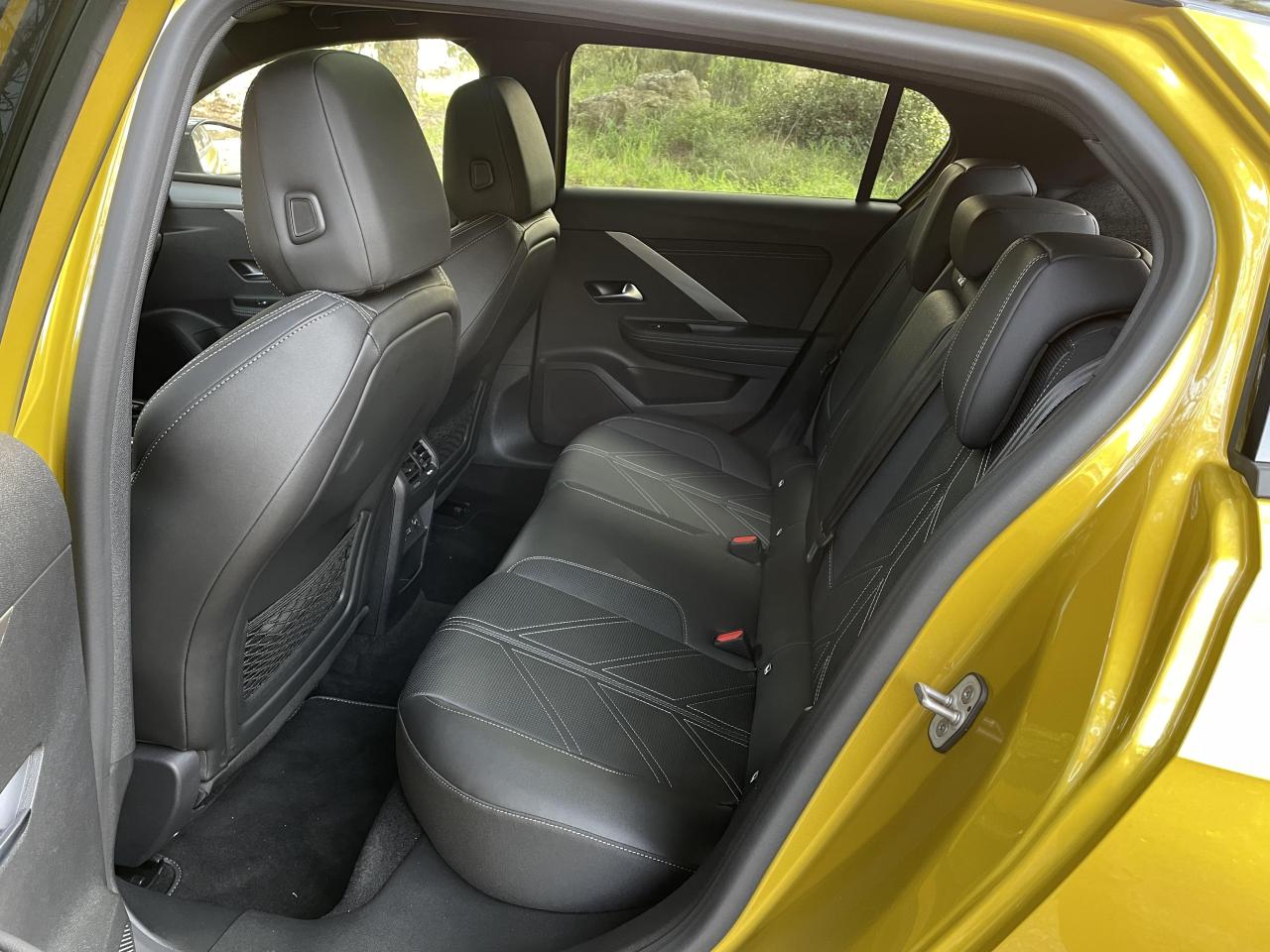 S0-essai-video-opel-astra-705224.thumb.jpg.2a846b153c7b4497e7a2b4954a150115.jpg