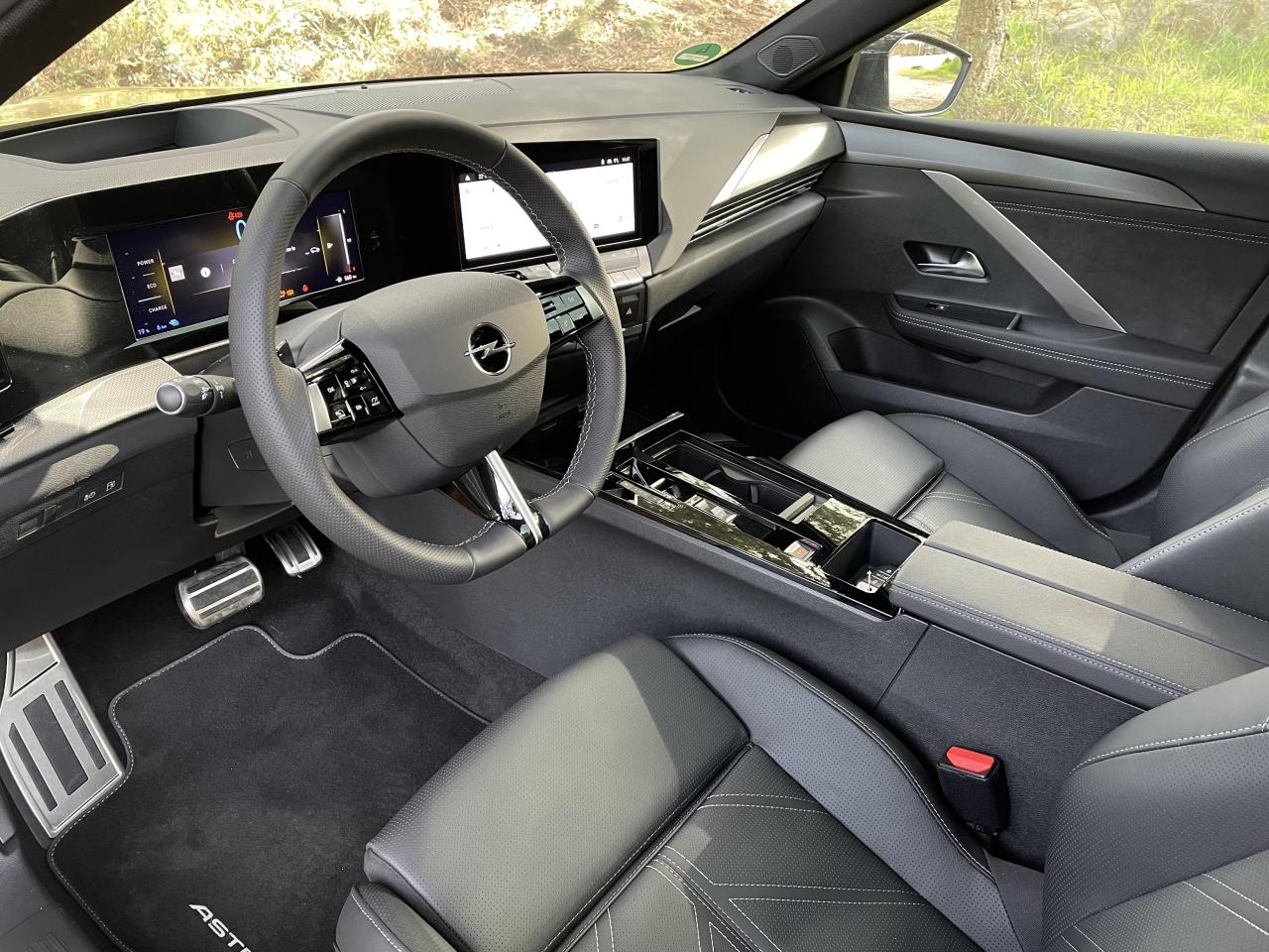 S0-essai-video-opel-astra-705225.thumb.jpg.3e0df631ff6463ee66d40dfe1ab8c840.jpg