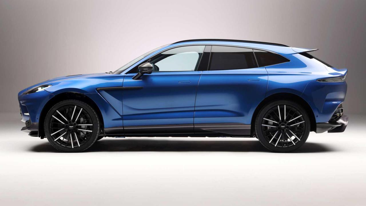 aston-martin-dbx707-side-view.thumb.jpg.db37b48bb03a001efd896a92fbf4e969.jpg