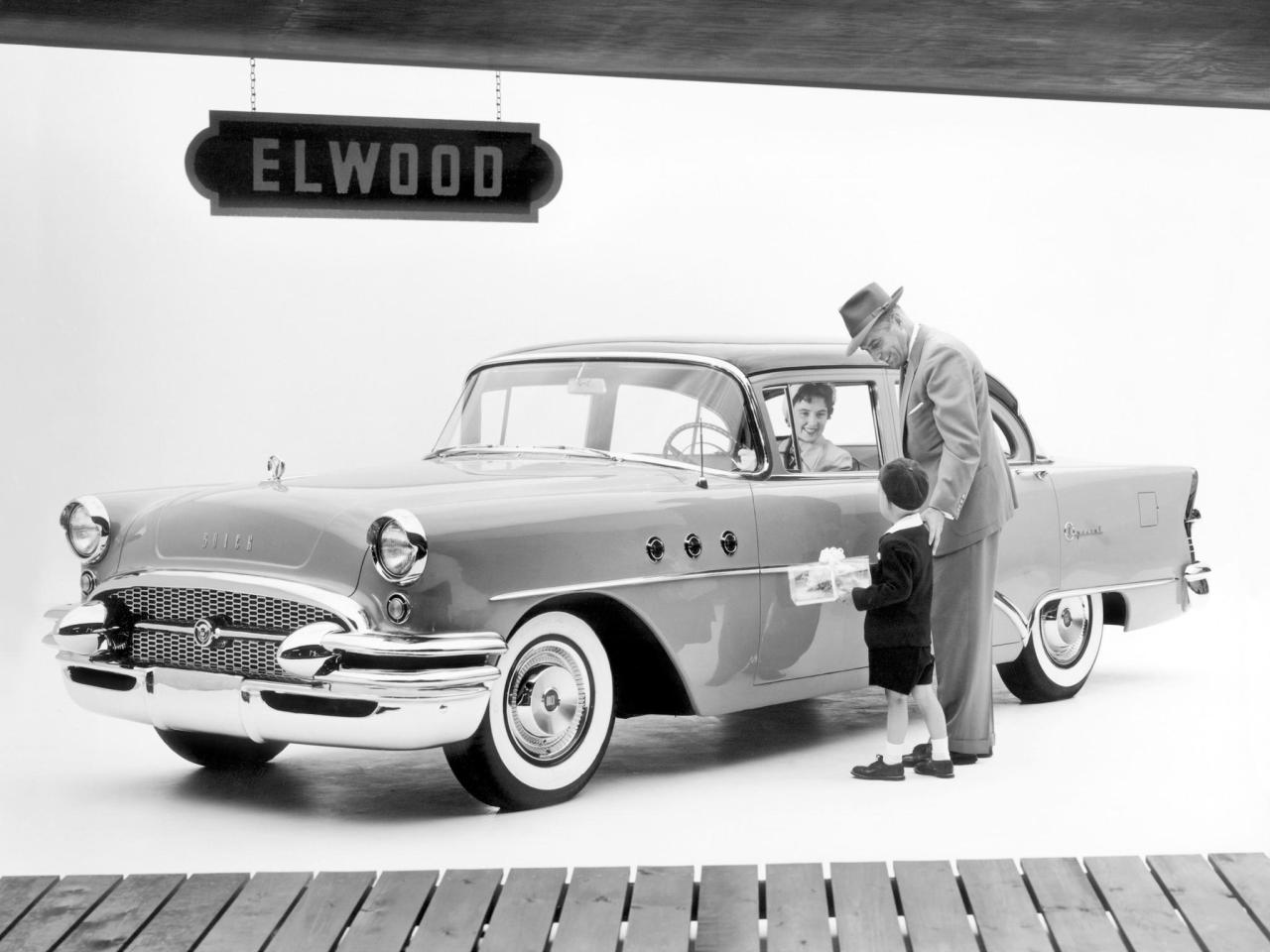 1062351021_1955BuickSpecial4-doorSedanModel41_01.thumb.jpg.1c25de54e87531978abd6dd4be0cd9e6.jpg