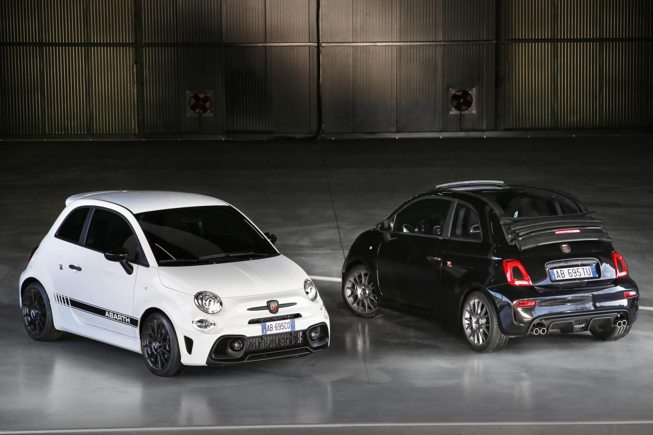 1437525273_NewAbarth695Competizionee695Turismo(1).thumb.JPG.79f74bdab0e35ad63bf94ac3fc38e9a1.JPG