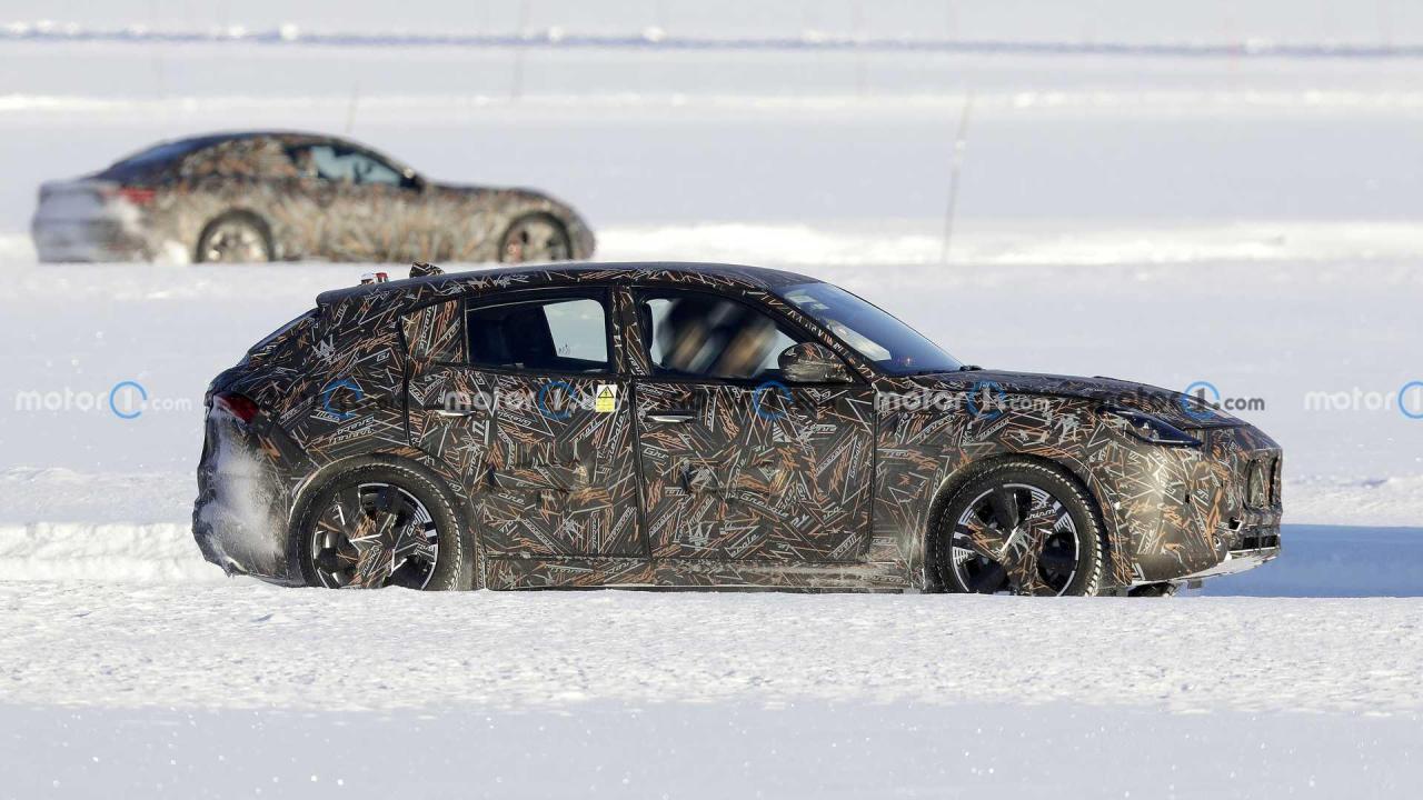 2023-maserati-folgore-grecale-spy-photo (5).jpg
