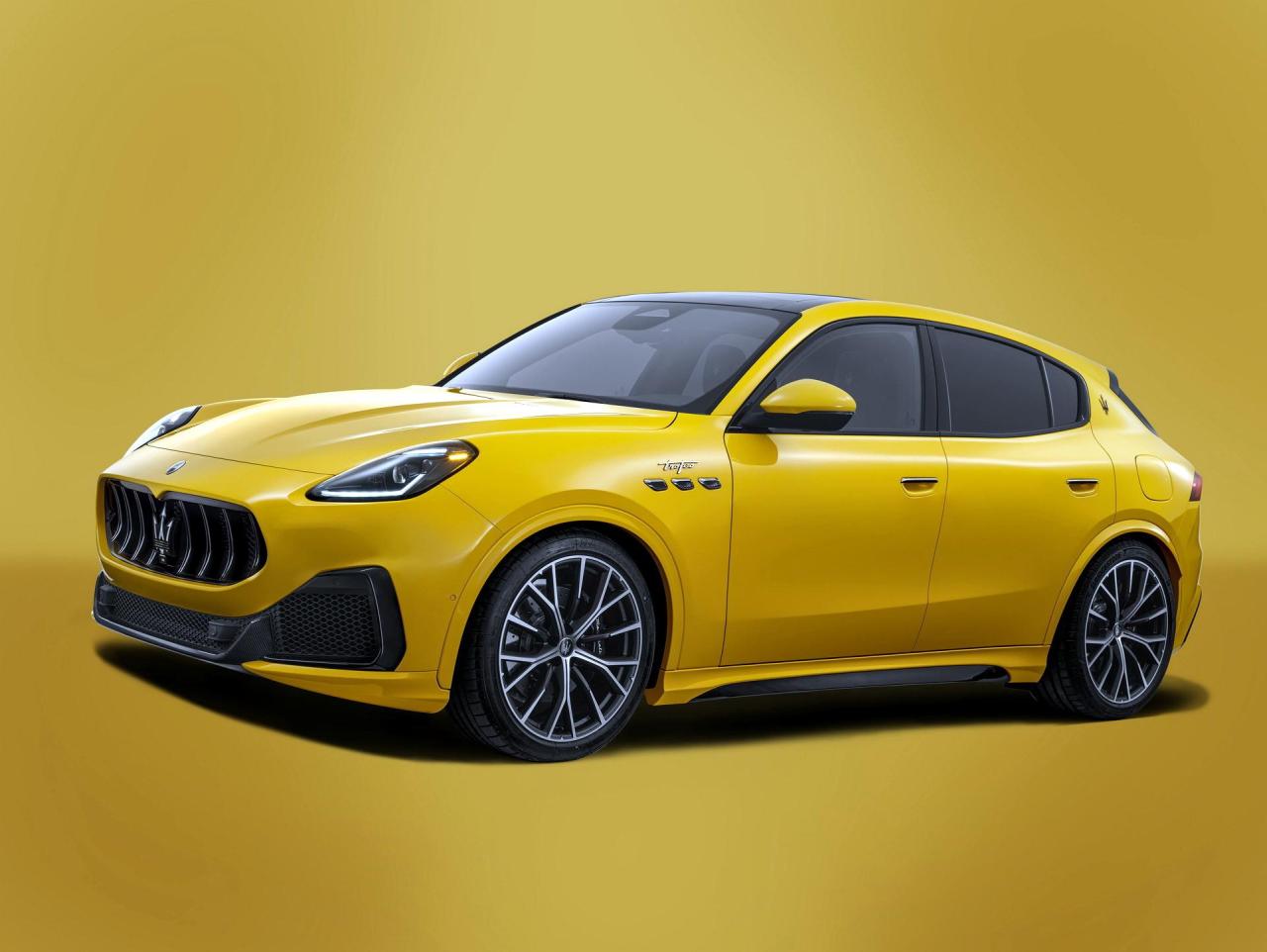 2023-Maserati-Grecale-Trofeo-3-Copy.thumb.jpg.7aa0bbe612c638bce4ad658d75fb647e.jpg
