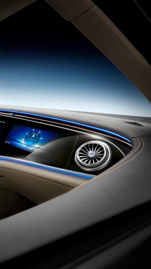 2023-Mercedes-EQS-SUV-00033.jpg
