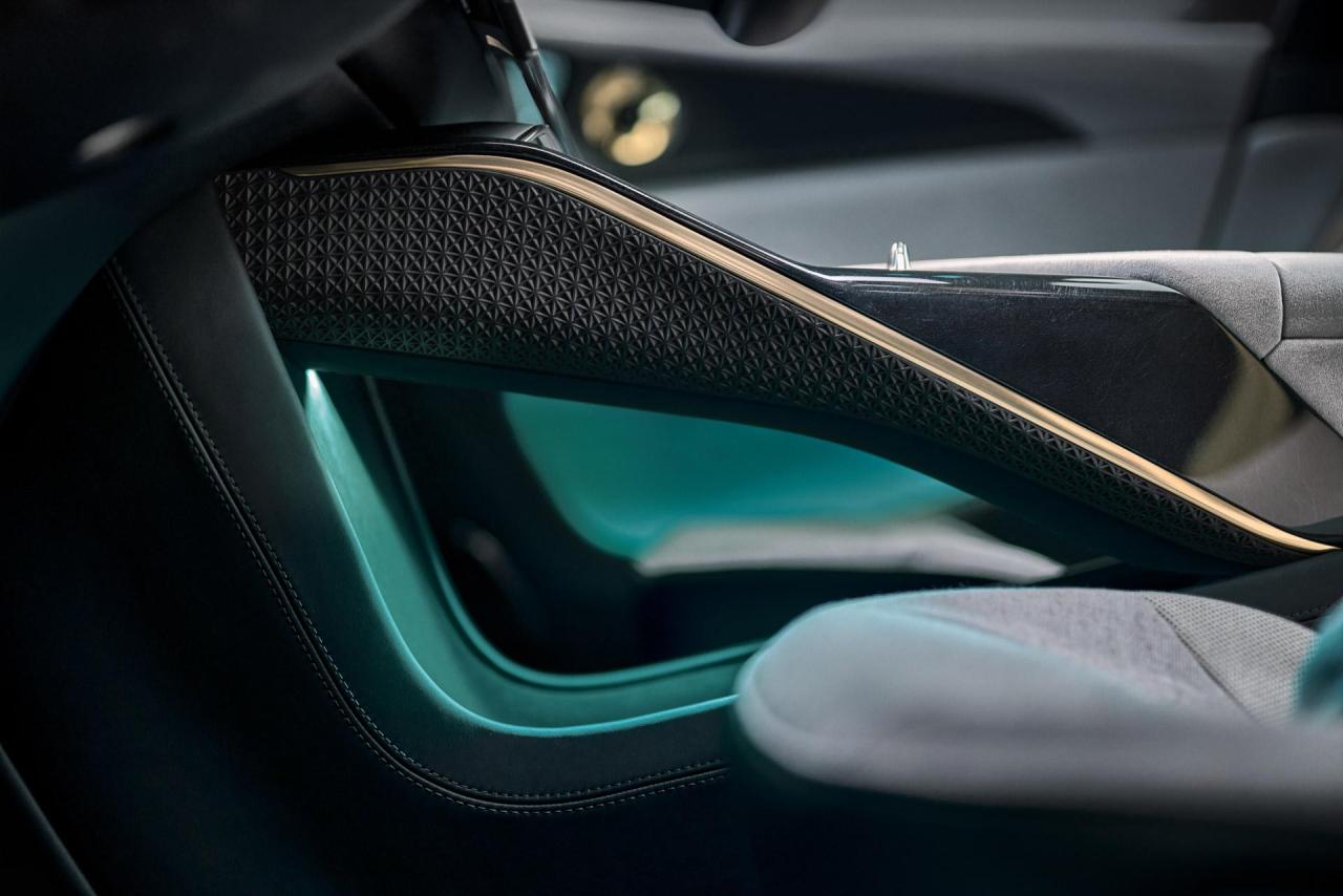2024-Lotus-Eletre-00003.jpg