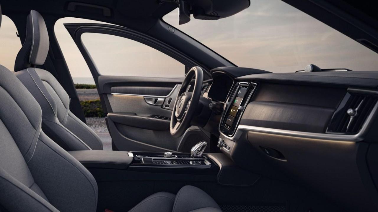295001_V90_Recharge_T8_Platinum_Grey.jpg
