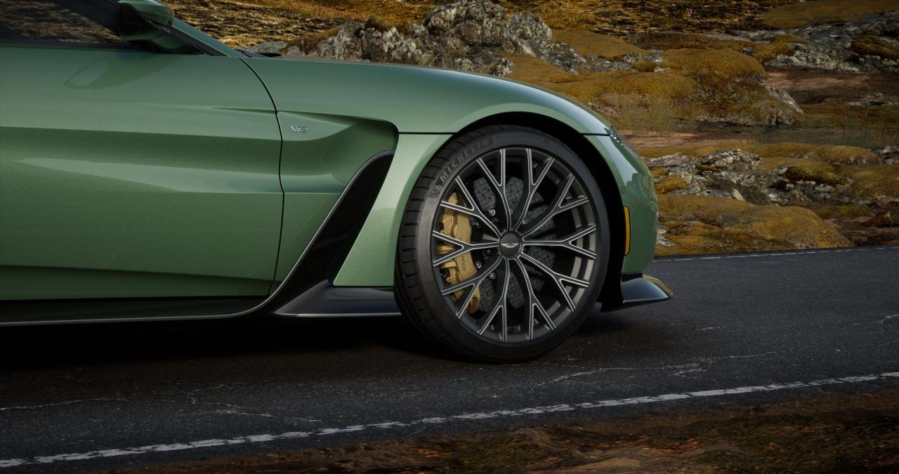 495799822_v12calipers.thumb.jpg.3c0721f384e5b46d47f9f78bb5a3e3a7.jpg